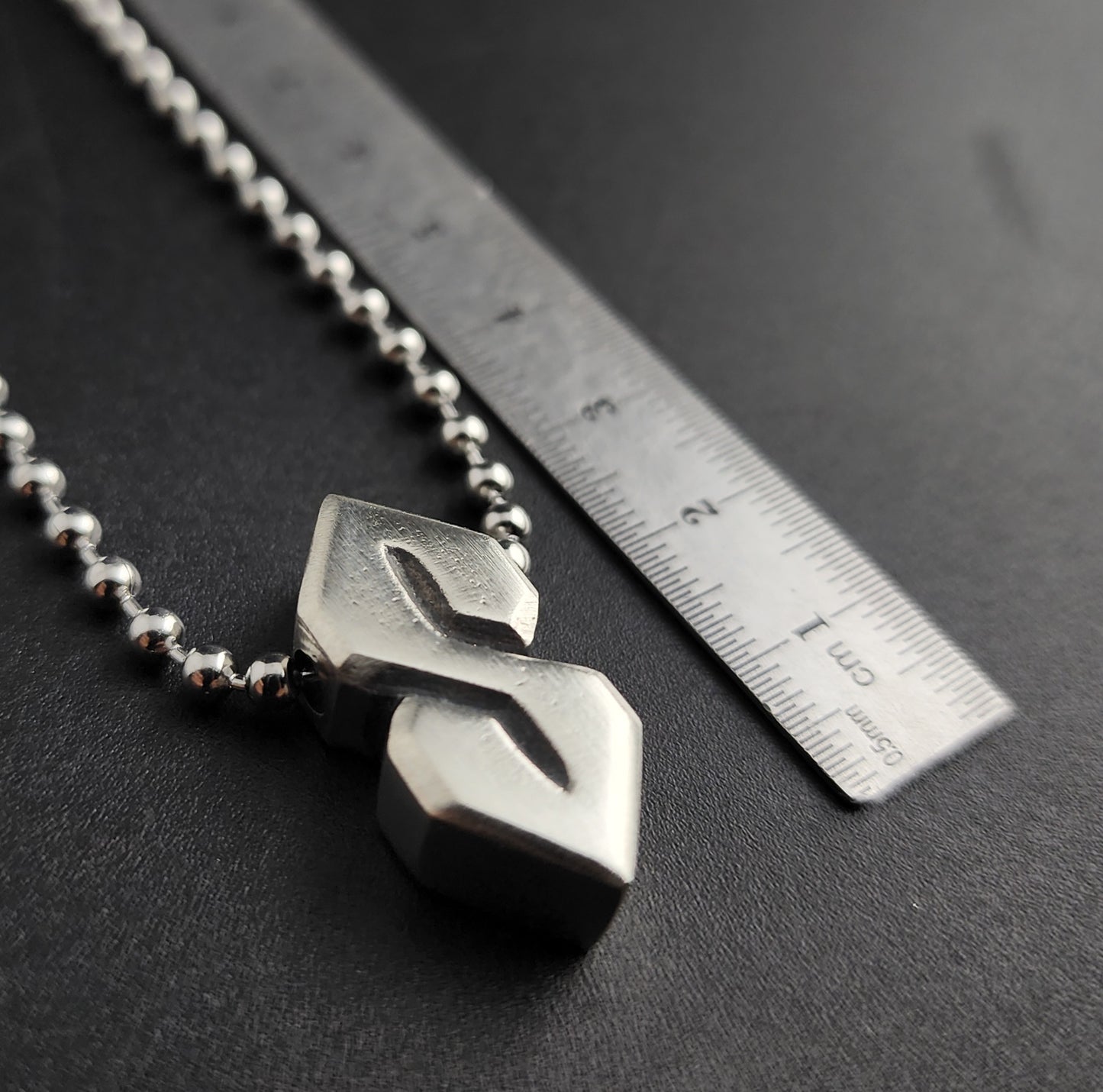 Sussy S (silver)