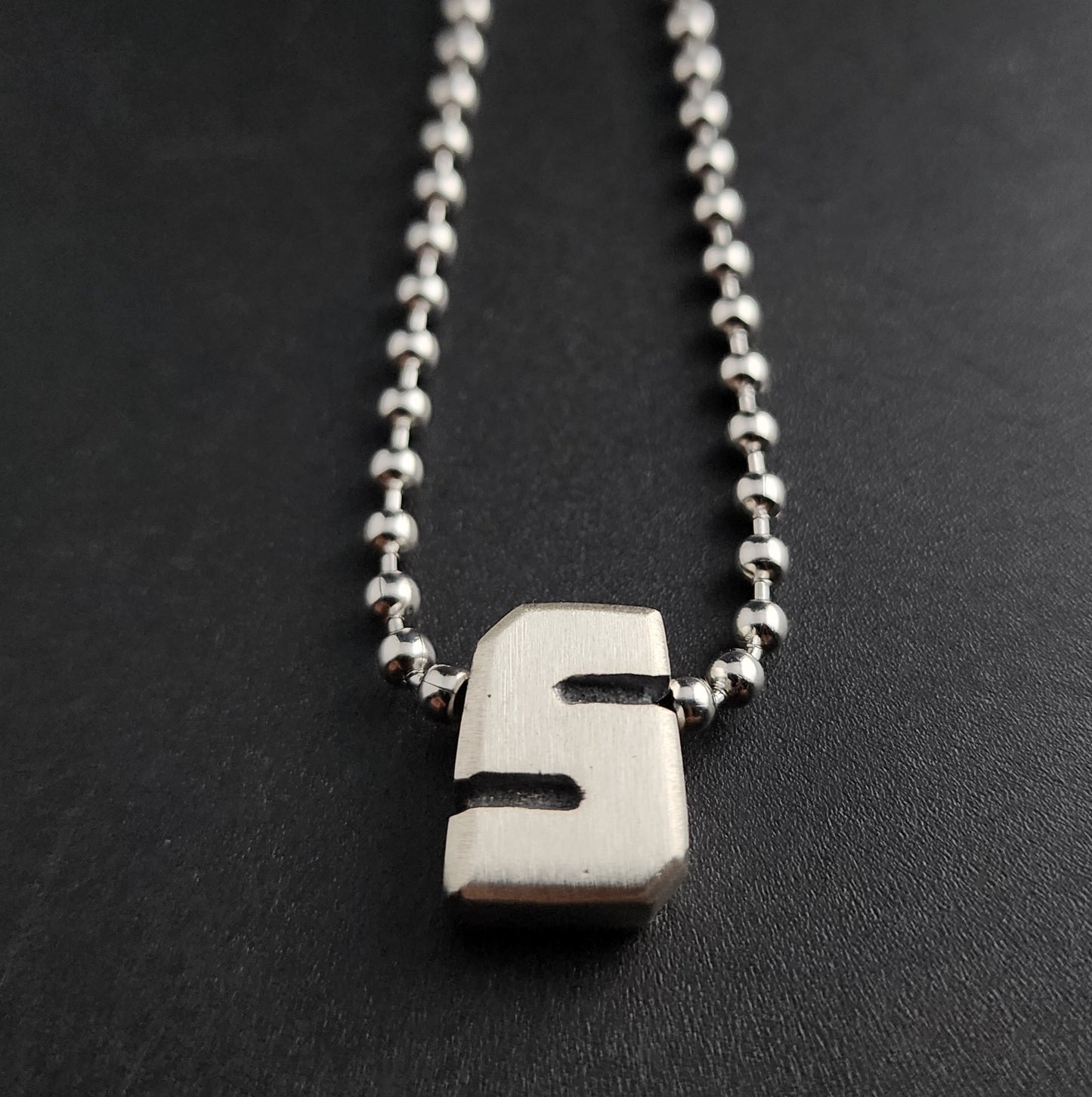 S (silver)