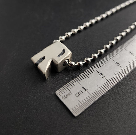 R (silver)