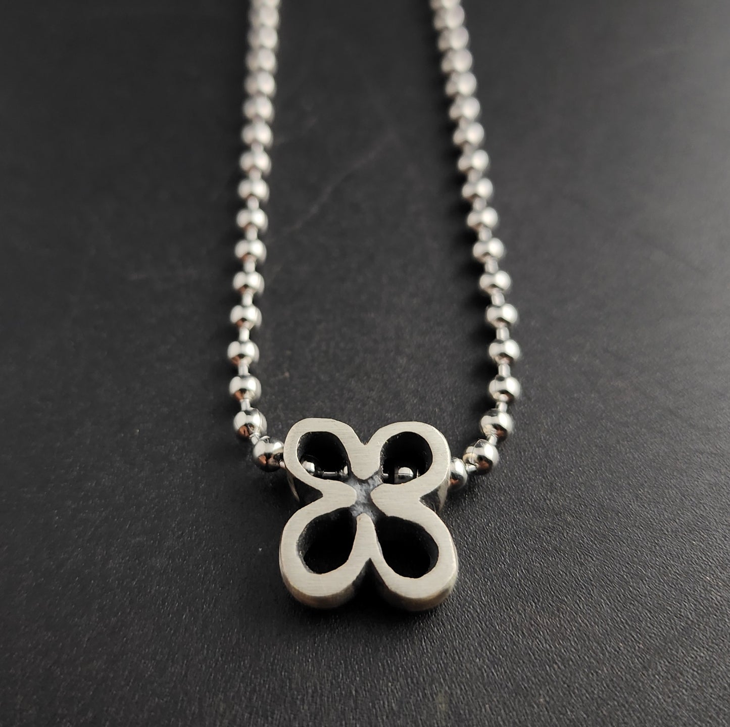 Flor (silver)