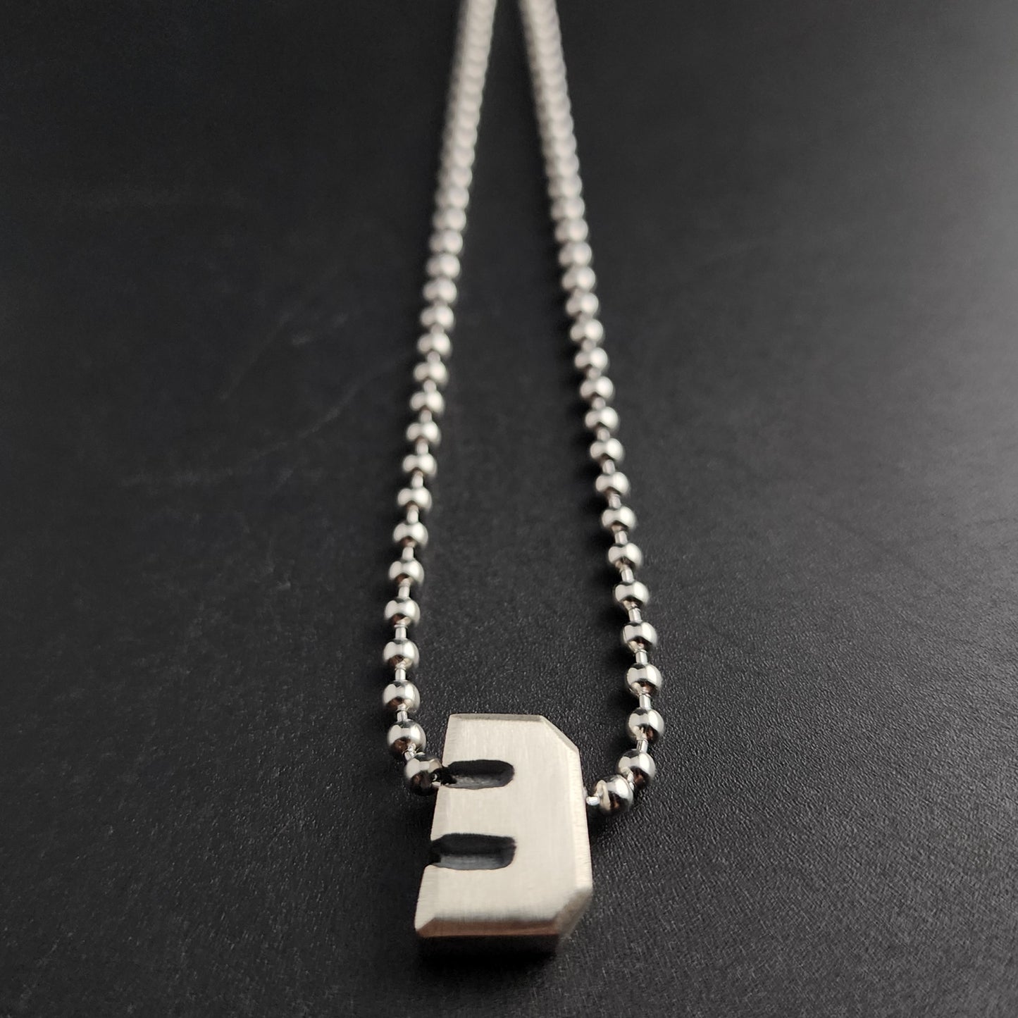 3 (silver)