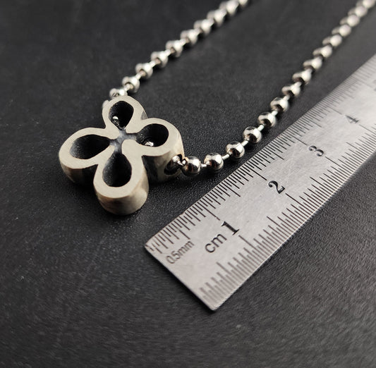 Flor (silver)